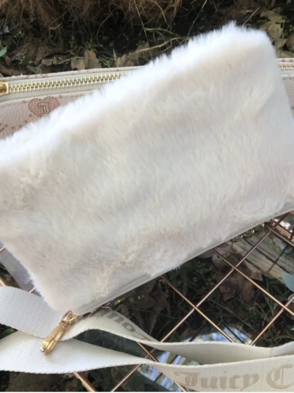 Juicy Couture Cream Faux Fur and Logo Crossbody with Gold Chain - Picture 4 of 9